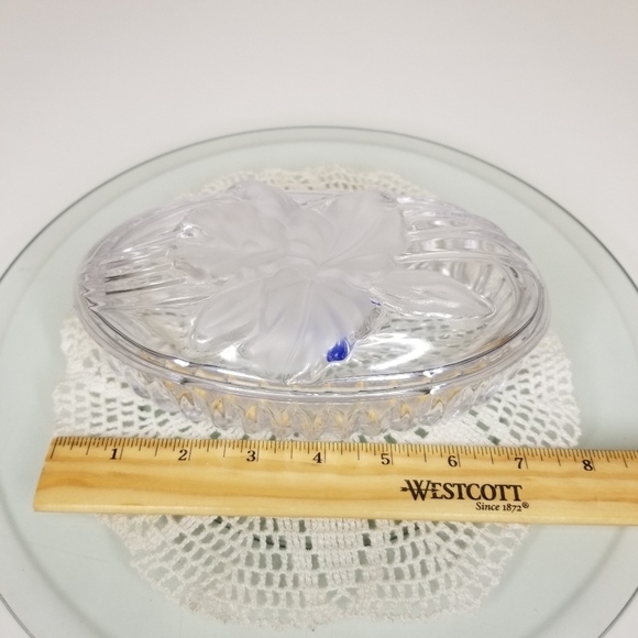 Mikasa Studio Nova Oval Frosted‎ Iris Cyrstal Lid Trinket Dish Candy Trea… - Picture 10 of 12